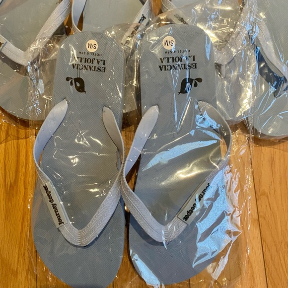Estancia La Jolla Resort flip flops 3 packs S-M size 7-8 - Picture 2 of 2